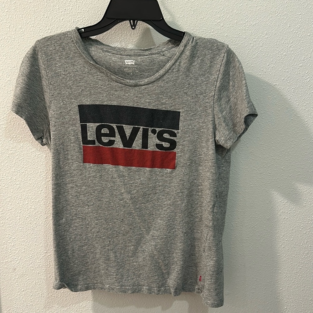Levi Shirt
